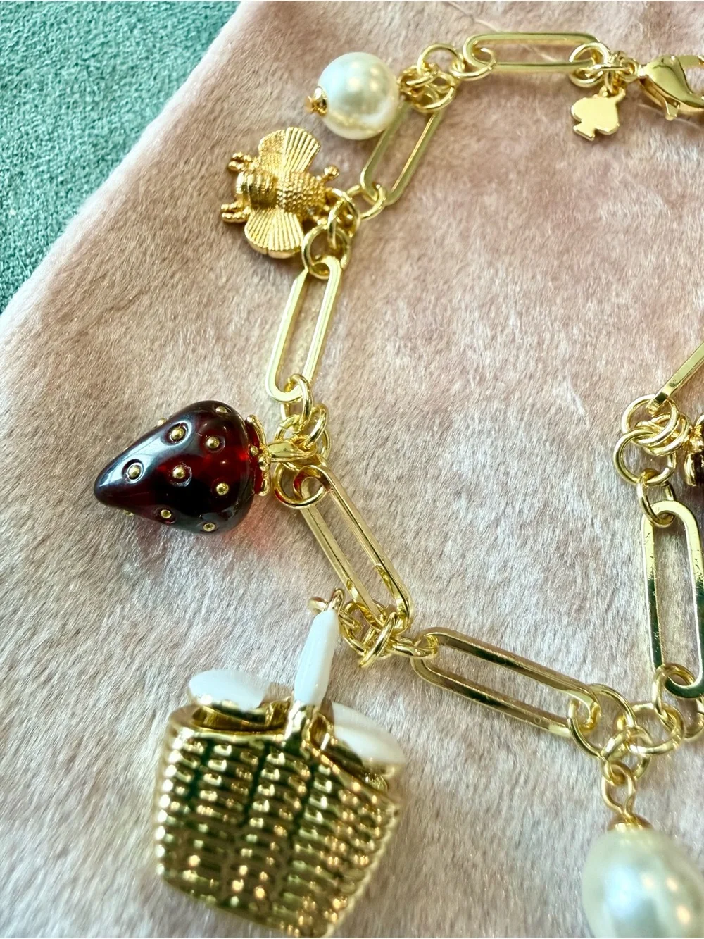 Kate Spade |♠️| Gold Plated, Pearl & Strawberry Charm Bracelet - Picture 2 of 4